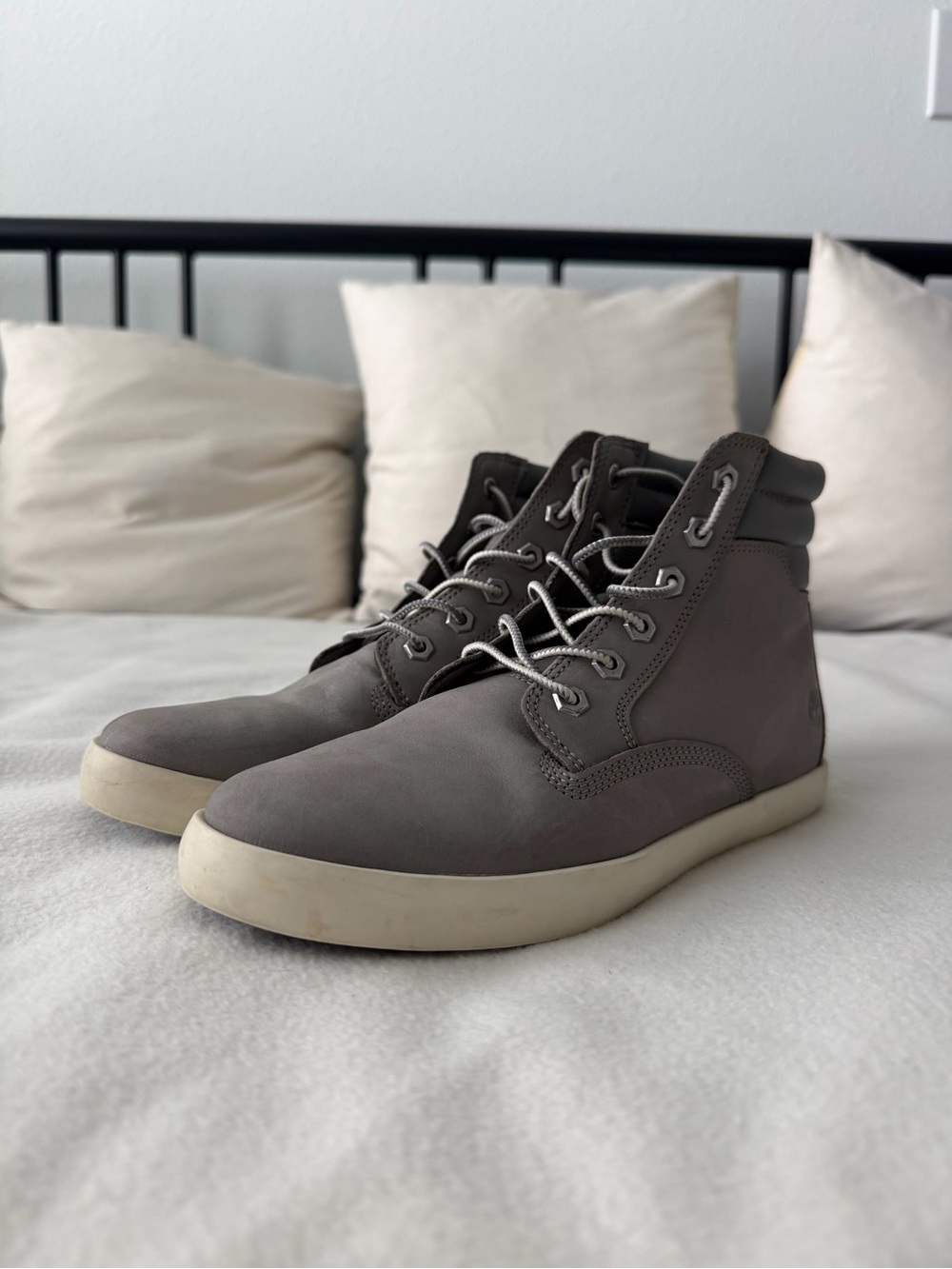 Timberland Men's Grey Chukka Boots